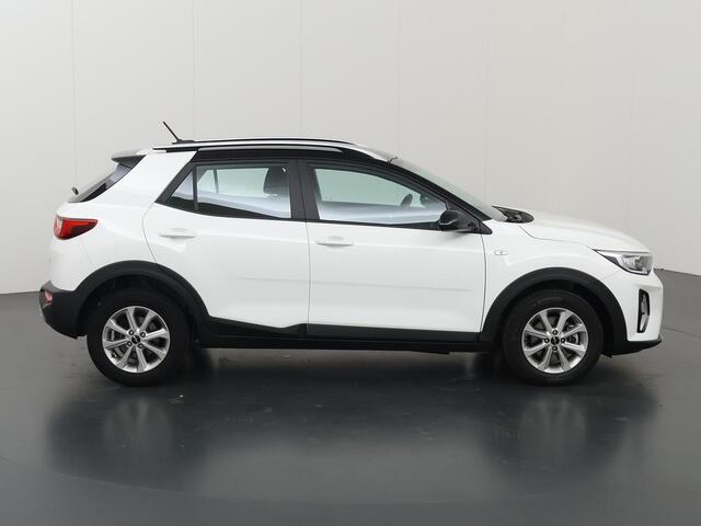 KIA Stonic 1.0 T-GDi MHEV DynamicLine | Parkeercamera | Bluetooth | Airco | Cruise Control | Navigatie via Carplay |