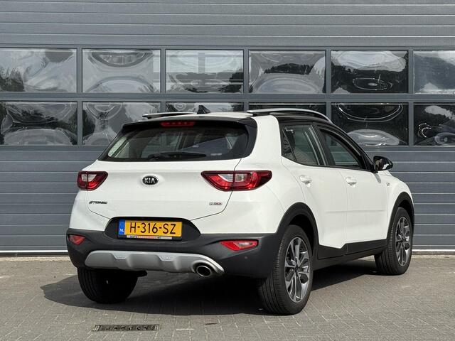 KIA Stonic 1.0 T-GDI DYNAMICLINE I APPLE CARPLAY I P-CAMERA I NAVIGATIE I CRUISE CONTROL