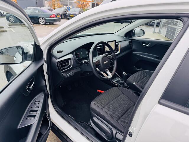 KIA Stonic 1.0 T-GDi MHEV DynamicLine Trekhaak | Airco | Cruise | Camera | Navi | Clima