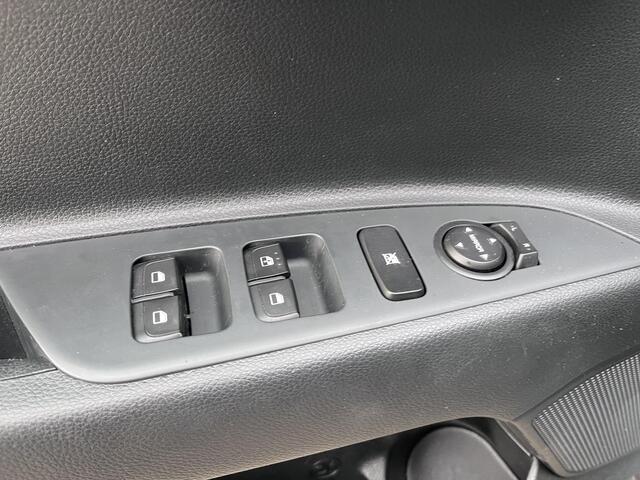 KIA Stonic 1.0 T-GDi MHEV DynamicLine | LED Verlichting | Achteruitrijcamera | Cruise Control | Climate Control | 1e Eigenaar