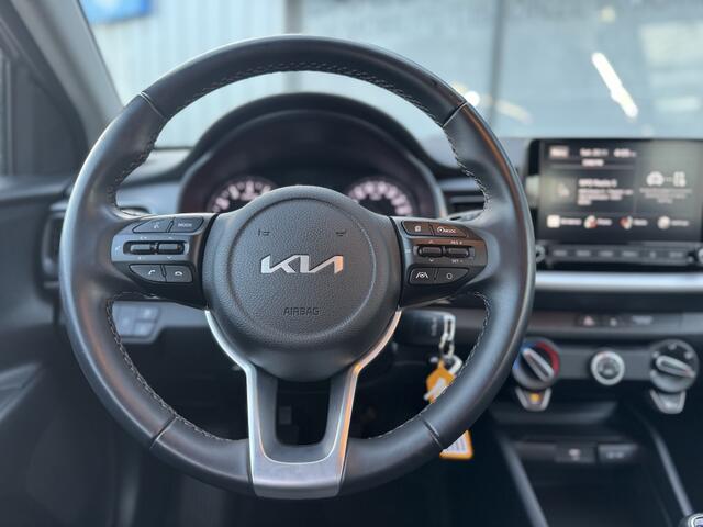 KIA Stonic 1.0 T-GDi MHEV DynamicLine | Camera | Carplay