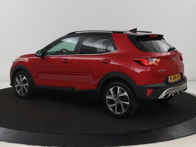 KIA Stonic 1.0 T-GDi MHEV GT-Line | 38.500km NAP | Stoelverwarming | Camera | Carplay | Adaptive cruise | Half leder | Stuurverwarming | Navigatie | Full LED | Keyless | Parkeerhulp | Climate control