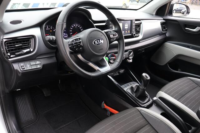 KIA Stonic 1.0 T-GDi Sports Edition 1e Eigenaar | Volledig Onderh | BTW | Camera | Navi | Carplay | DAB | Cruise | PDC | Full Led | Hill-Hold