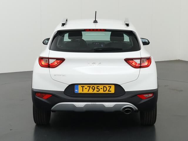 KIA Stonic 1.0 T-GDi MHEV DynamicLine | Navigatie | Parkeercamera | Apple Carplay/Android Auto | Airco | Cruise control |