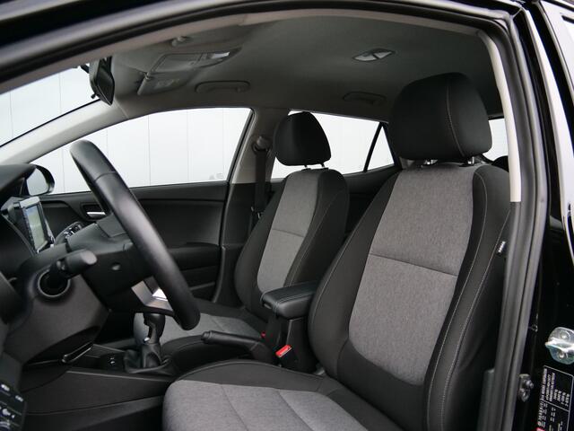 KIA Stonic 1.0 T-GDi 100pk DynamicLine Navigatie / Camera / PDC / DAB