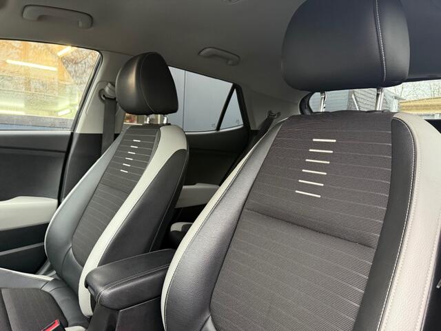 KIA Stonic 1.0 T-GDi DynamicPlusLine / CarPlay / Camera / Stoel- en Stuurverw.