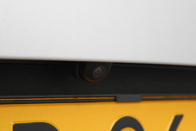 KIA Stonic 1.2 MPi ComfortPlusLine Navigator | Incl. 12 maanden garantie | Navigatie | Achteruitrijcamera | Cruise control | Airco | DAB+ radio | Isofix | Parkeersensoren |