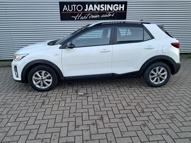 KIA Stonic 1.0 T-GDi MHEV DynamicLine Hybride met 31.857 km!!! | 1e Eigenaar | Ndl auto | Unieke km stand | Clima | Navigatie | Trekhaak | RIJKLAARPRIJS INCL 12 MAANDEN GARANTIE EN BEURT