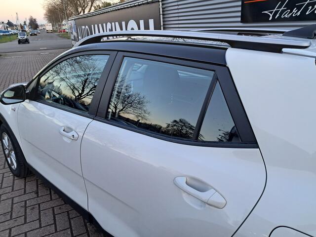 KIA Stonic 1.0 T-GDi MHEV DynamicLine Hybride met 31.857 km!!! | 1e Eigenaar | Ndl auto | Unieke km stand | Clima | Navigatie | Trekhaak | RIJKLAARPRIJS INCL 12 MAANDEN GARANTIE EN BEURT