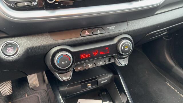 KIA Stonic 1.0 T-GDi MHEV DynamicPlusLine TREKHAAK / KEYLESS / CAMERA / CARPLAY / DAB+ / CLIMA / PDC / BLUETOOTH / CRUISE / NL-AUTO