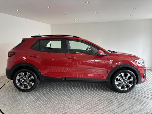 KIA Stonic 1.0 T-GDi DynamicLine Camera, Apple / Android