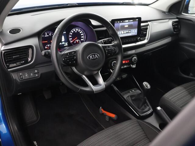 KIA Stonic 1.0 T-GDi MHEV DynamicPlusLine | Keyless | Navigatie | Parkeercamera | Apple Carplay/Android Auto | Climate Control |
