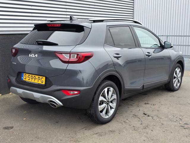 KIA Stonic 1.0 T-GDi MHEV DynamicPlusLine Navigatie, Apple CarPlay/Android Auto, achteruitrij camera, keyless, parkeersensoren, cruise control adaptief en stuurhulp