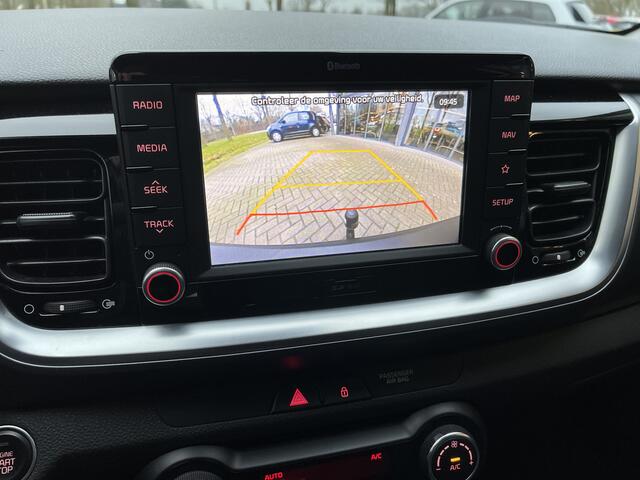 KIA Stonic 1.0 T-GDi DynamicLine | CAM | CARPLAY | CLIMA | CRUISE | NAVI | PDC | TREKHAAK