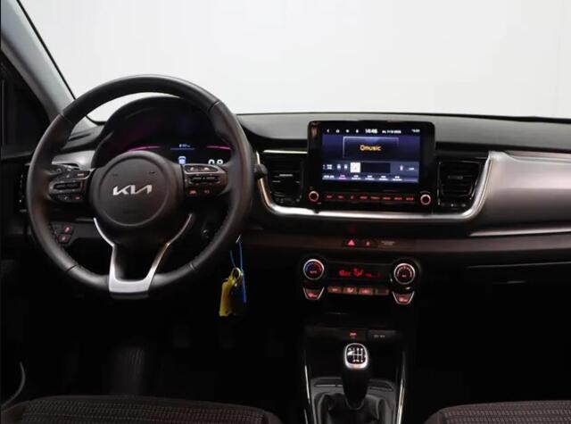 KIA Stonic 1.0 T-GDi MHEV DynamicLine Nu ¤2.945,- voordeel! Nu tijdelijk extra scherp geprijsd!