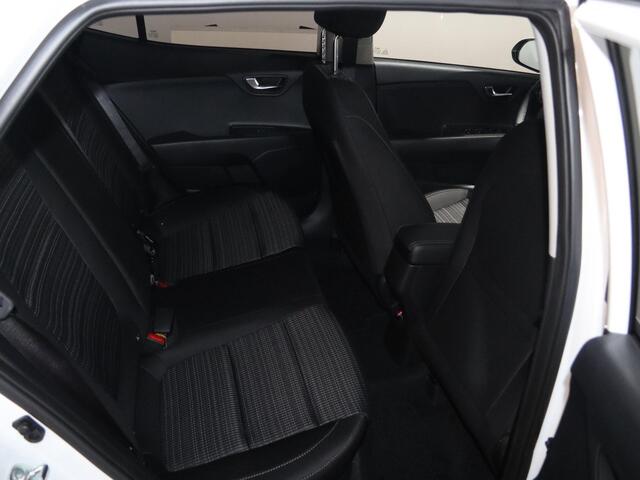 KIA Stonic D 1.0 T-GDi MHEV DynamicPlusLine | LED-koplampen | Stoelverwarming vóór | Achteruitrijcamera | stuurwiel verwarmd |