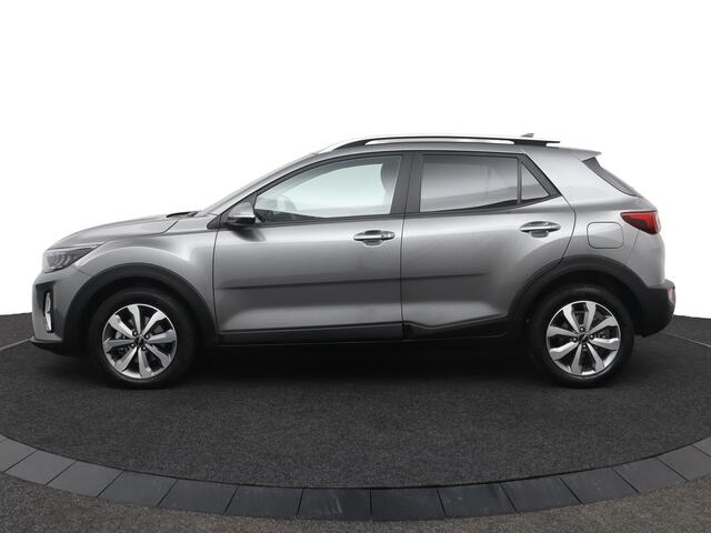 KIA Stonic 1.0 T-GDi MHEV DynamicPlusLine Automaat - Stoel / Stuurwielverwarming - Parkeersensoren - Navigatie - Airco - Cruise Control - Fabrieksgarantie tot 06-2032