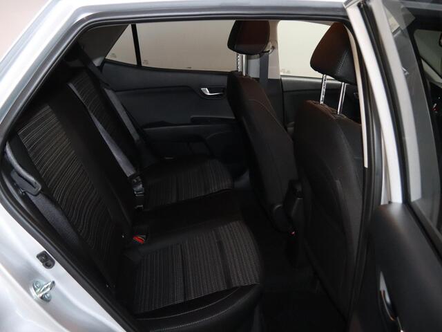 KIA Stonic 1.0 T-GDi MHEV DynamicPlusLine | LED-koplampen | Stoelverwarming vóór | Achteruitrijcamera | stuurwiel verwarmd |