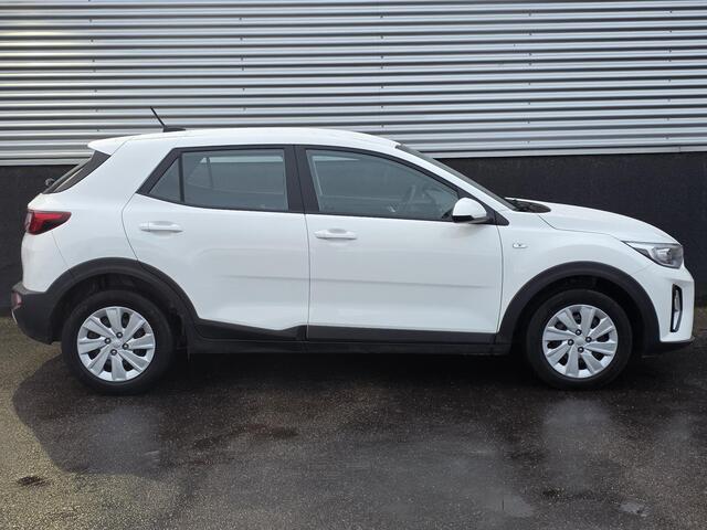 KIA Stonic 1.0 T-GDi MHEV ComfortLine Apple Carpay en/of Android auto navigatie, Airco, Achteruitrijcamera, Nieuw geleverd en dealeronderhouden, 1e eign.