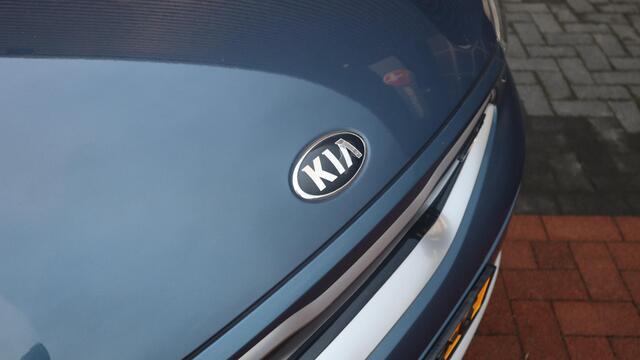 KIA Stonic 1.0 T-GDi DynamicPlusLine | Clima | Cruise | Multimedia/Navi | Trekhaak | PDC + Camera |
