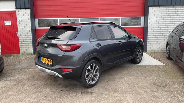 KIA Stonic 1.0 T-GDi DynamicLine KEYLESS / CARPLAY / CAMERA / NAVI / CLIMA / PDC / BLUETOOTH / CRUISE / NL-AUTO