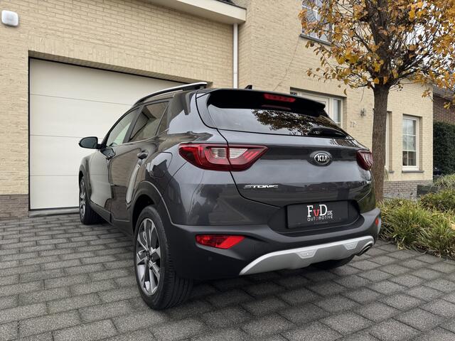 KIA Stonic 1.0 T-GDi 100pk DynamicLine Navi Camera Carplay DAB Led 17" Pdc