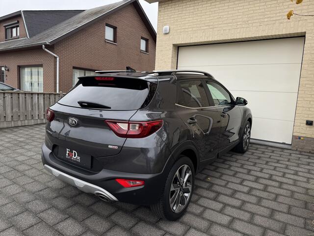 KIA Stonic 1.0 T-GDi 100pk DynamicLine Navi Camera Carplay DAB Led 17" Pdc