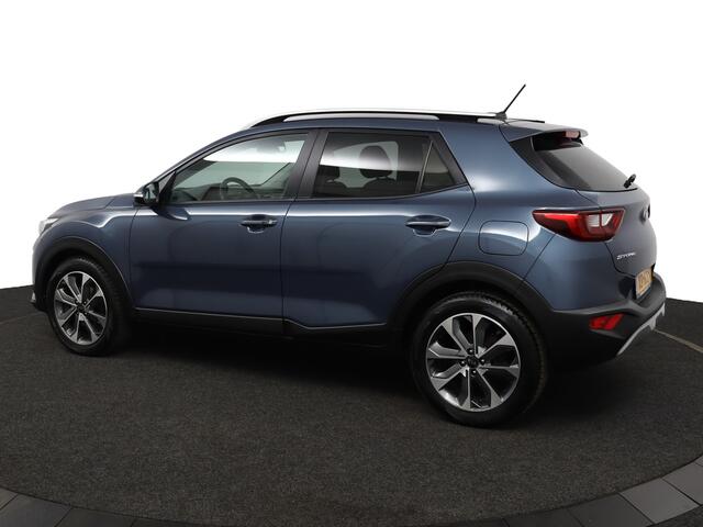 KIA Stonic 1.0 T-GDi DynamicLine - Cruise Control - Lichtmetalen Velgen - Navigatie - Apple/Android Carplay - Virena Zekerheidspakket ¤895,-