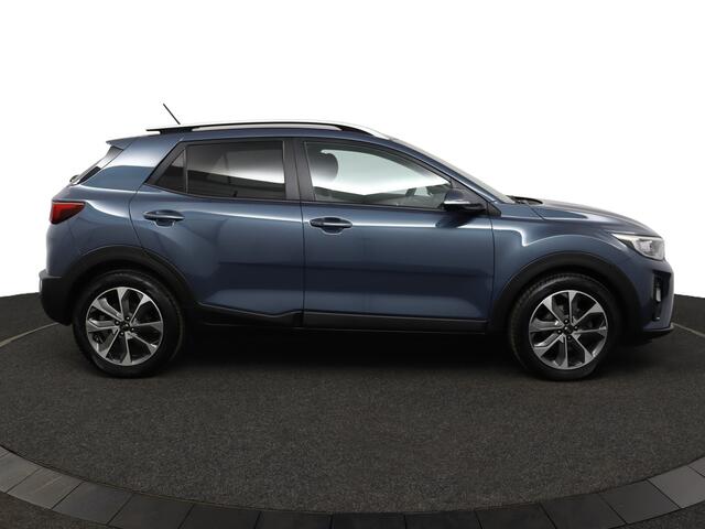 KIA Stonic 1.0 T-GDi DynamicLine - Cruise Control - Lichtmetalen Velgen - Navigatie - Apple/Android Carplay - Virena Zekerheidspakket ¤895,-