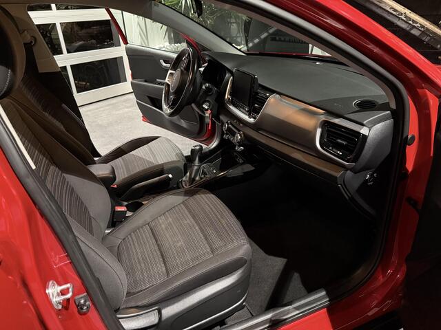 KIA Stonic 1.0 T-GDi MHEV DynamicLine