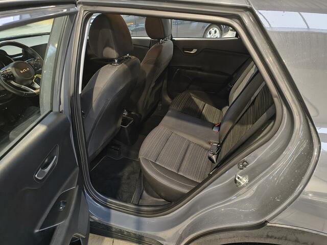 KIA Stonic 1.0 T-GDi MHEV 100 pk ComfortLine | Navi | Clima | Cruise | Camera | Apple Carplay | 16" | Zeer zuinig