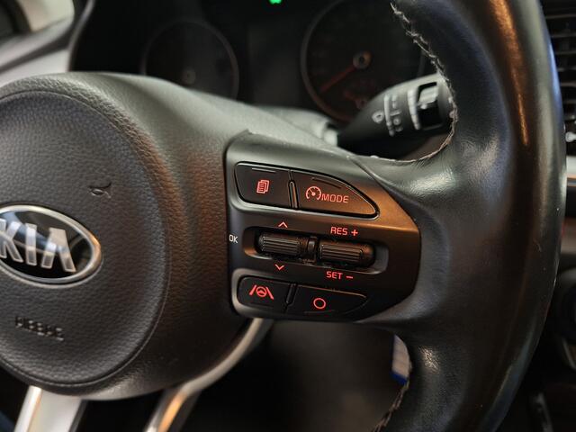 KIA Stonic 1.0 T-GDi DynamicLine I Apple Carplay I All-Season I Dealeronderhouden I Achteruitrijcamera I