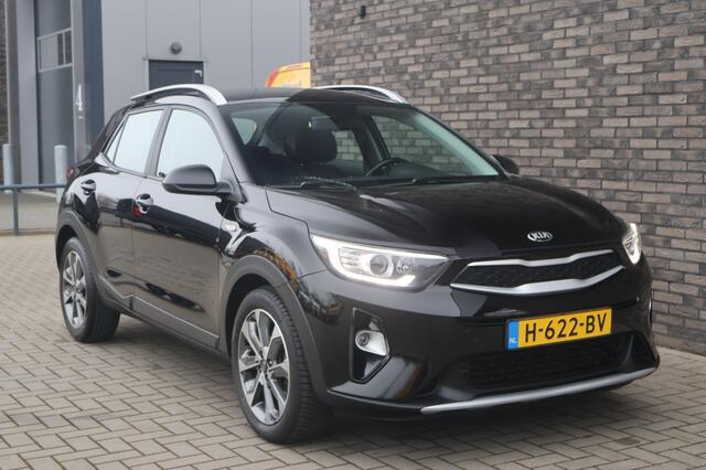 KIA Stonic 1.0 T-GDi Dynamic Line Camera | Trekhaak |