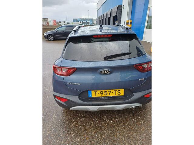 KIA Stonic 1.0 T-GDi ExecutiveLine 120 pk | NL-Auto | Vol | Camera | Keyless | Leder | Stoel- & stuurverwarming | Carplay