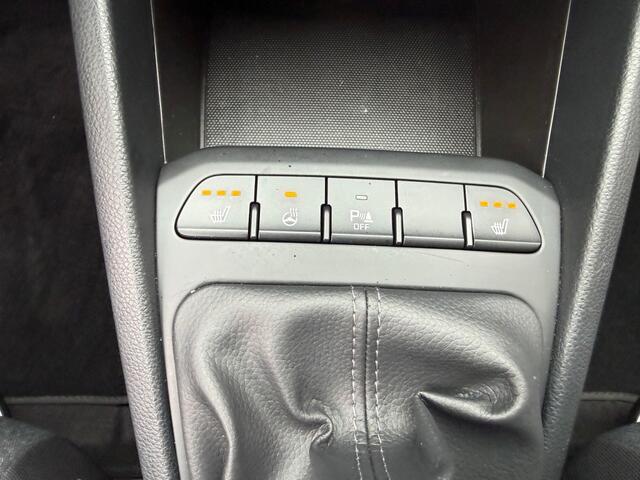 KIA Stonic 1.2 PLUS LINE AIRCO PDC CARPLAY WINTERPACK CRUISE .