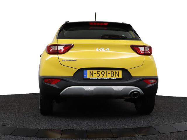 KIA Stonic 1.0 T-GDi MHEV DynamicLine - Navigatie - Cruise Control - Climate Control - DAB - Achteruitrijcamera - Fabrieksgarantie tot 09-2028