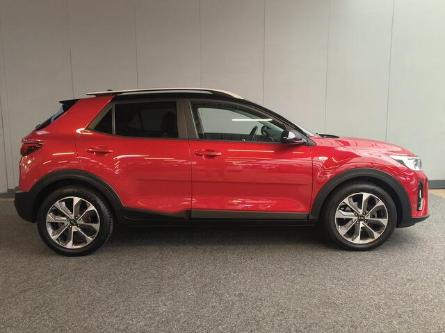 KIA Stonic 1.0 T-GDi Sports Edition Rijklaar + 12 maanden Bovag-garantie Henk Jongen Auto's in Helmond, al 50 jaar service zoals 't hoort!