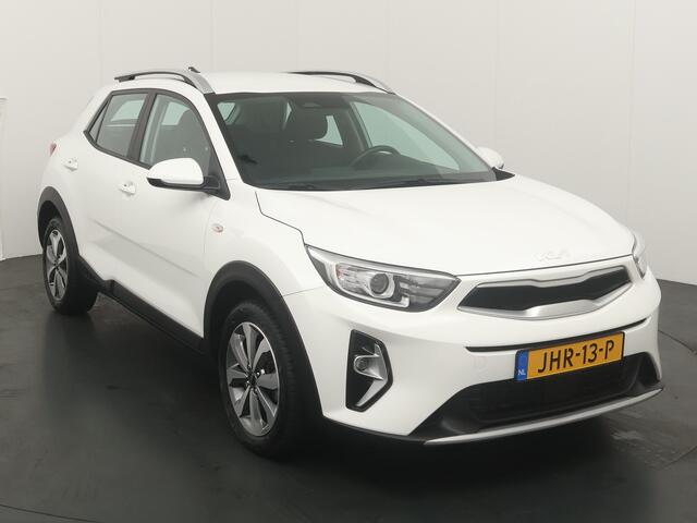 KIA Stonic 1.0 T-GDi MHEV 100 pk ComfortLine | Navi | Clima | Cruise | Camera | Apple Carplay | 16" | Zeer zuinig | 4 seiz. banden