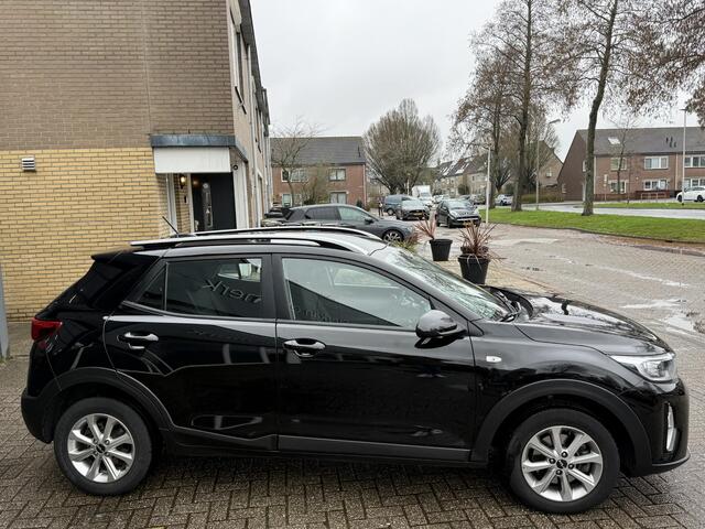KIA Stonic 1.0 T-GDi MHEV DynamicLine / Airco/ Apple carplay/ Cruise/ PDC/ Camera/ LED/ LMV