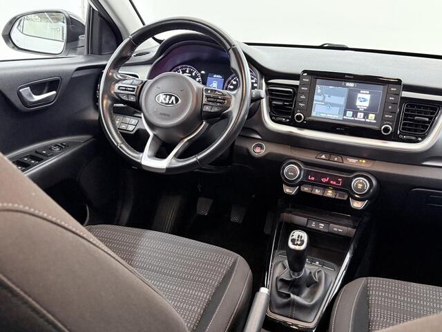 KIA Stonic 1.0 T-GDi DynamicPlusLine | Trekhaak | Keyless | Navigatie | Parkeercamera | Apple Carplay/Android Auto | Climate Control |
