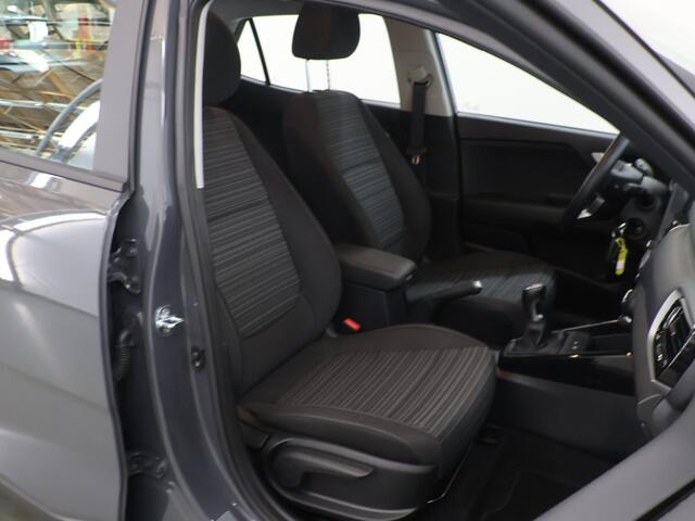 KIA Stonic 1.0 T-GDi MHEV DynamicLine | Parkeercamera | Apple Carplay/Android Auto | Climate Control | Cruise control |