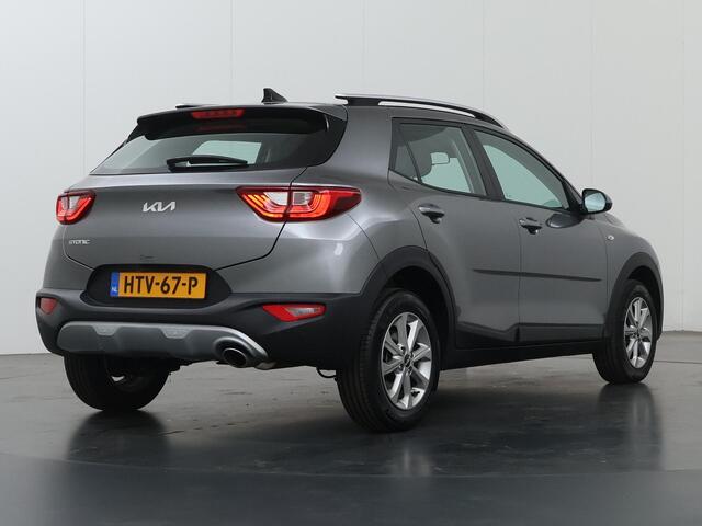 KIA Stonic 1.0 T-GDi MHEV DynamicLine DCT7 | Navigatie | Cruise Control | Achteruitrijcamera | Climate Control | lichtmetalen velgen |