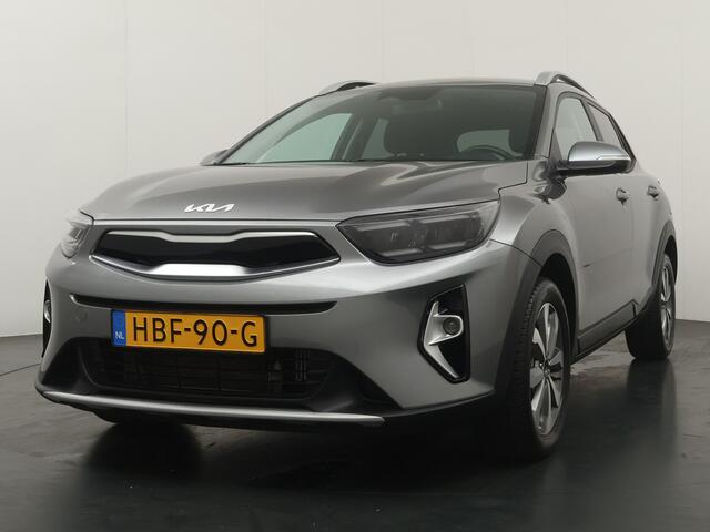 KIA Stonic 1.0 T-GDi MHEV DynamicPlusLine - Apple/Android Carplay - Navigatie - Cruise Control - Stoel/Stuurverwarming - Lichtmetalen Velgen - Fabrieksgarantie t/m 28-01-2032
