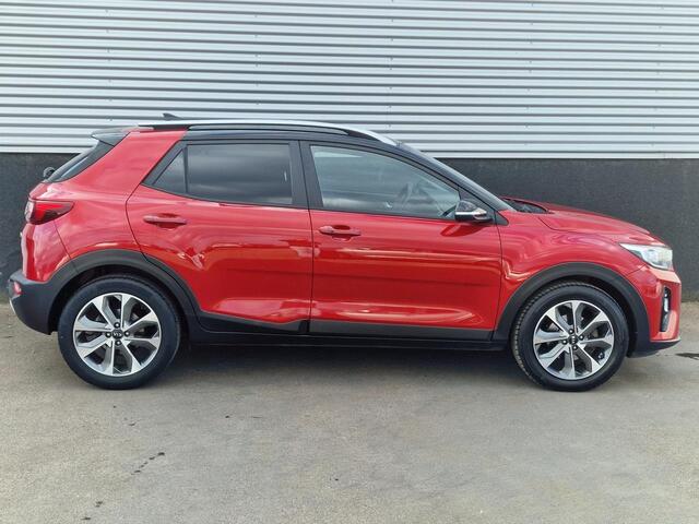 KIA Stonic 1.0 T-GDi DynamicPlusLine Trekhaak, Navigatie, NL-auto, Dealeronderhouden, Navigatie, Cruise control, Climate control, Parkeersensoren, Privacy glass, Smart Key