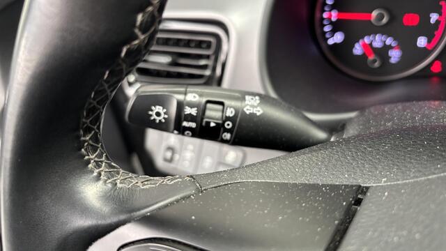 KIA Stonic 1.0 T-GDi MHEV DynamicPlusLine Trekhaak, Dealeronderhouden, nette auto!