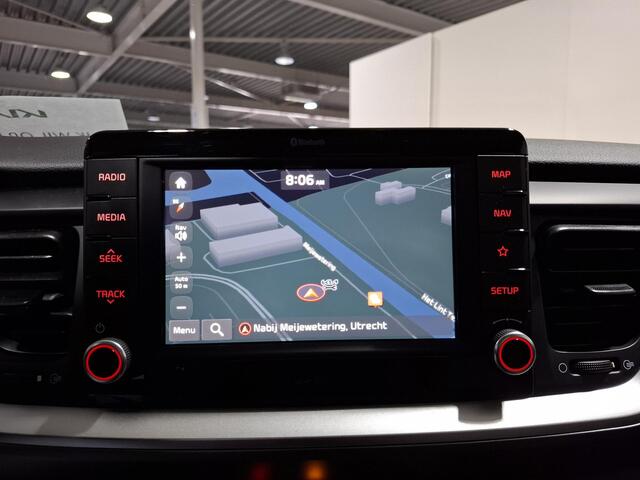 KIA Stonic 1.0 T-GDi DynamicLine Apple Carplay/Android Auto, Navigatie, Camera.