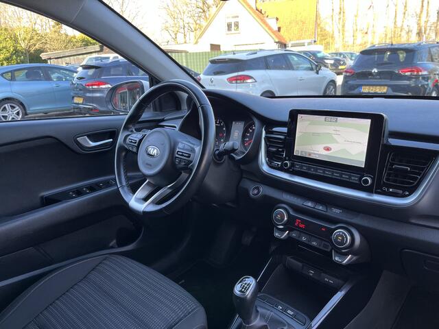 KIA Stonic 1.0 T-GDi MHEV DynamicPlusLine Apple Carplay / Camera