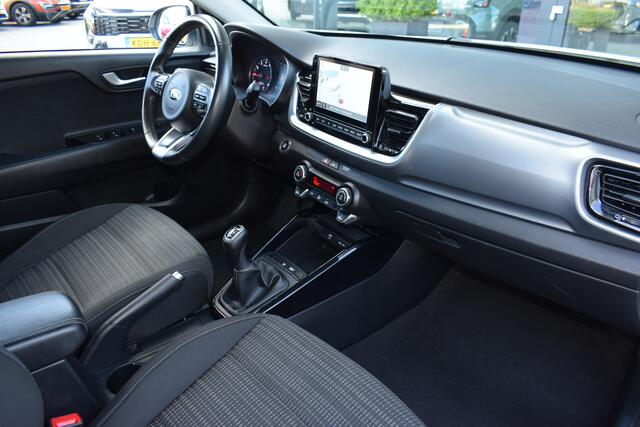 KIA Stonic 1.0 T-GDi MHEV DynamicPlusLine | Camera | Navigatie | Cruise- & Climate Control | Tot 10Jr. Kia-Garantie |