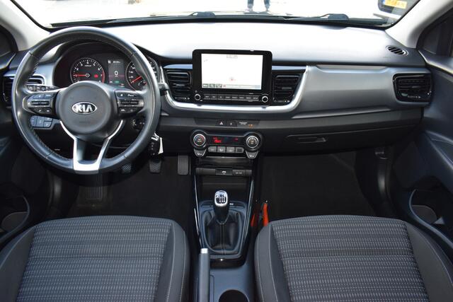 KIA Stonic 1.0 T-GDi MHEV DynamicLine | Navigatie | Camera | Sensoren | Climate + Cruise Control | Tot 10Jr. Kia-Garantie |