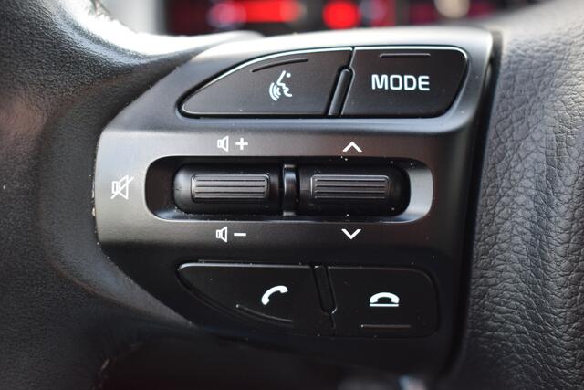 KIA Stonic 1.0 T-GDi MHEV DynamicLine | Navigatie | Camera | Sensoren | Climate + Cruise Control | Tot 10Jr. Kia-Garantie |